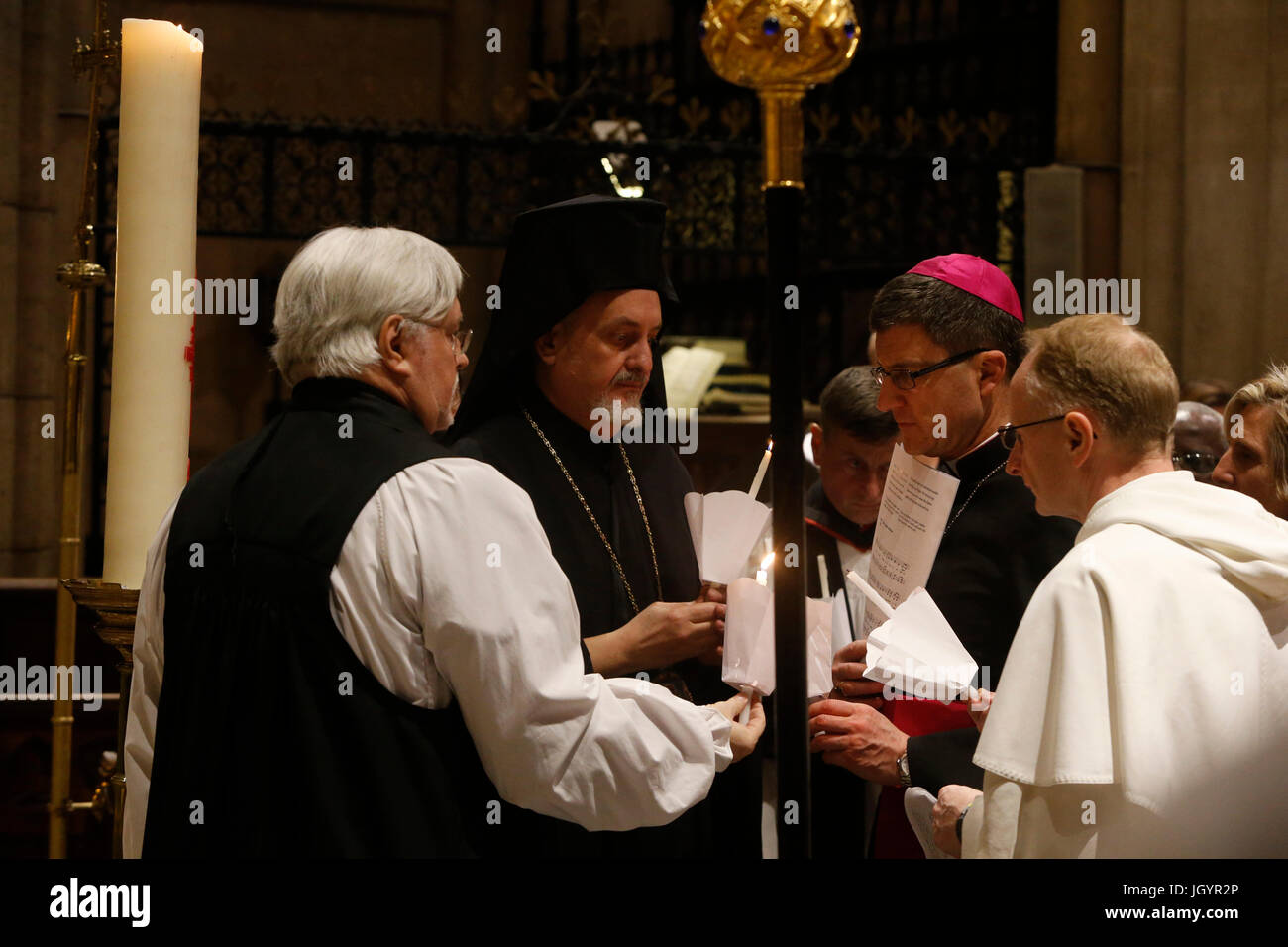 Celebrazione ecumenica nella Santissima Trinità cattedrale americana a Parigi. La Francia. La Francia. Foto Stock