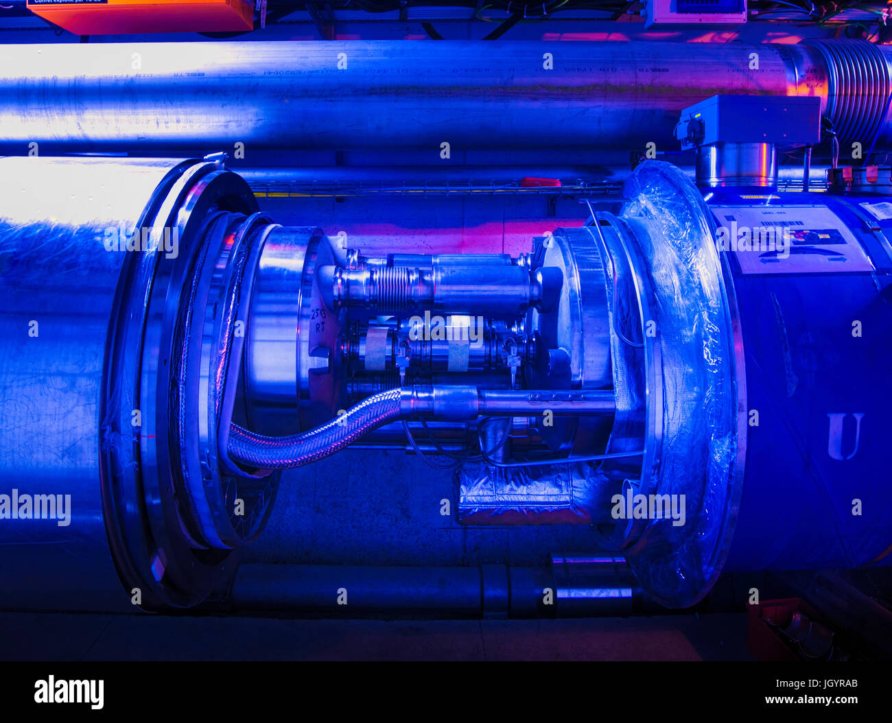 Aprire il tubo del Large Hadron Collider Foto Stock