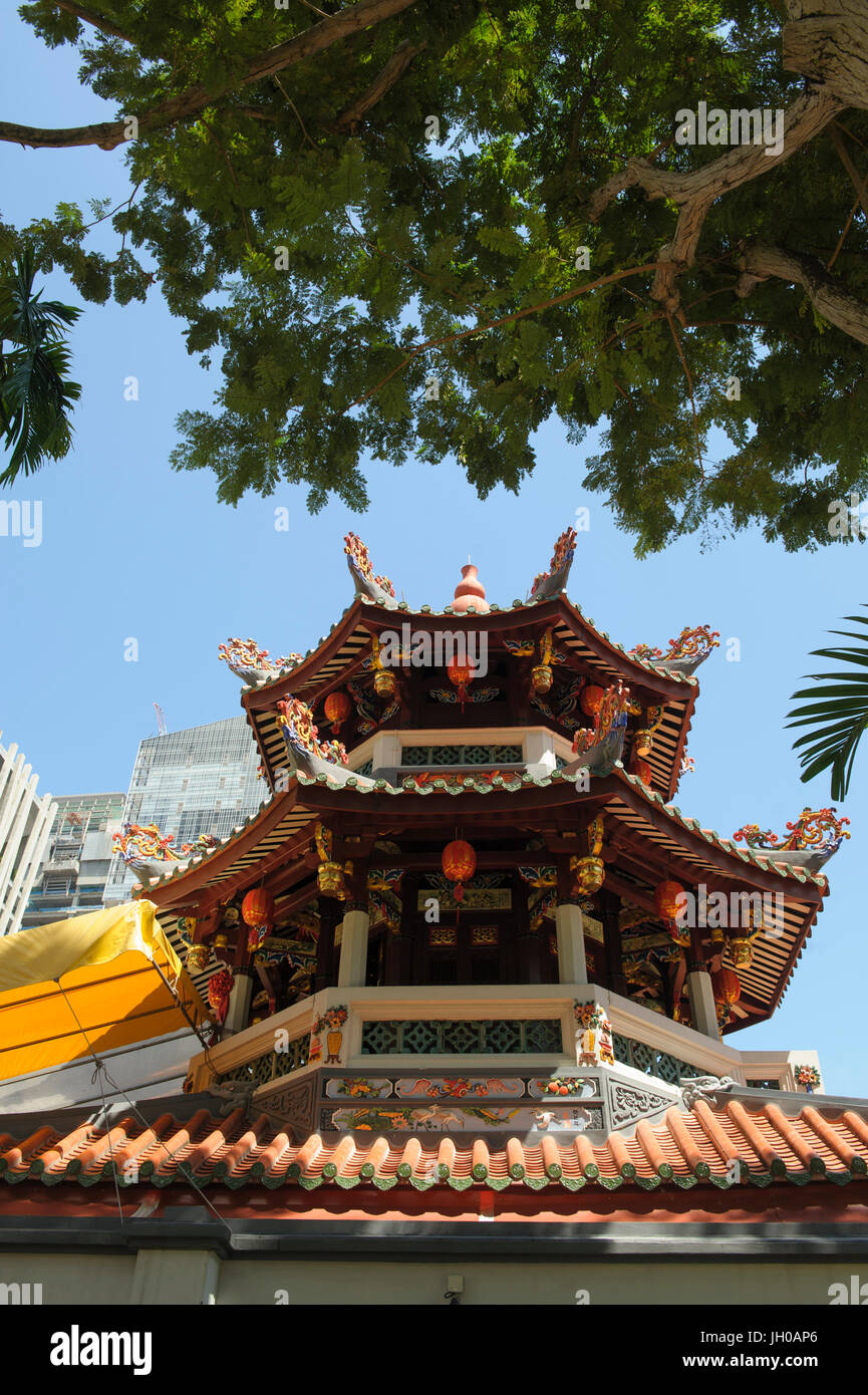 A tre piani di pagoda, parte del Singapore Yu Huang Gong, o il Tempio di giada celeste imperatore. Telok Ayer Street, Chinatown, Singapore Foto Stock