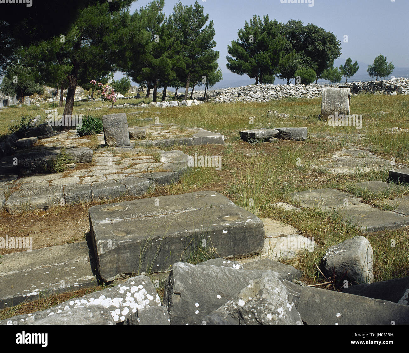 La Turchia. Priene. Antica città greca della Ionia. Agora. Rovine. Anatolia. Foto Stock