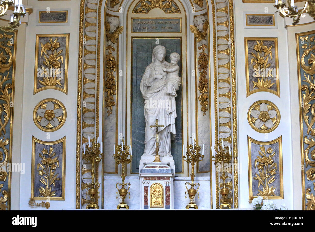Vergine dei Certosini, da Joseph-Hugues Fabisch, scultore ufficiale per la diocesi di Lione San vergine cappella del. Bruno les Chartreux la chiesa. Lione. Foto Stock