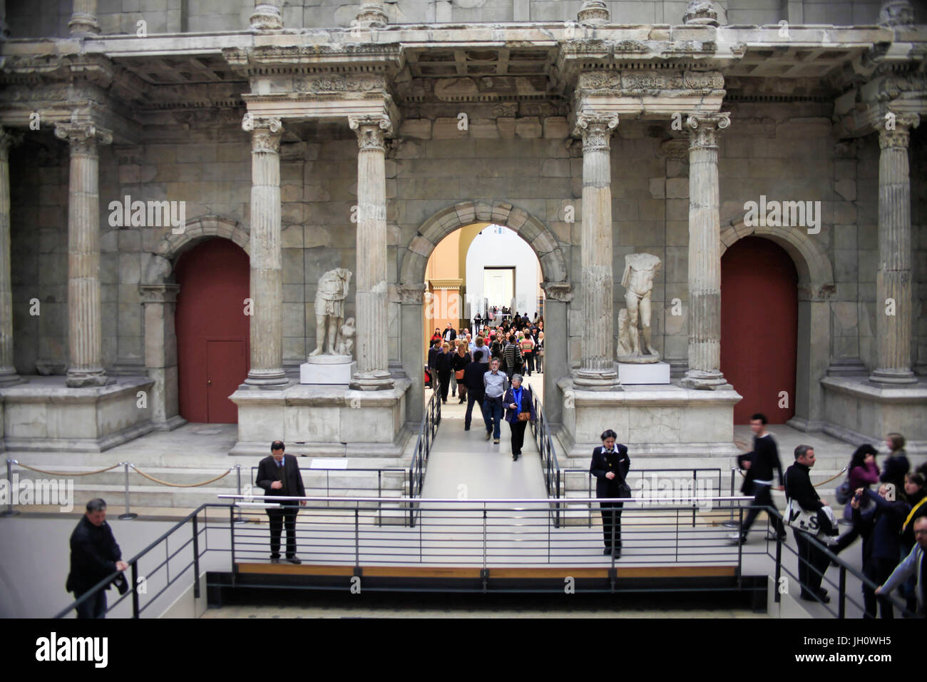 Interno del Pergamon Museum di Berlino, Germania Foto Stock