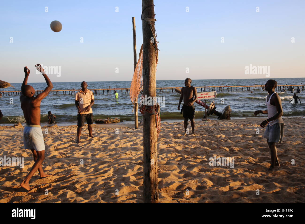 Spiaggia di Entebbe. Beach volley. Uganda. Foto Stock
