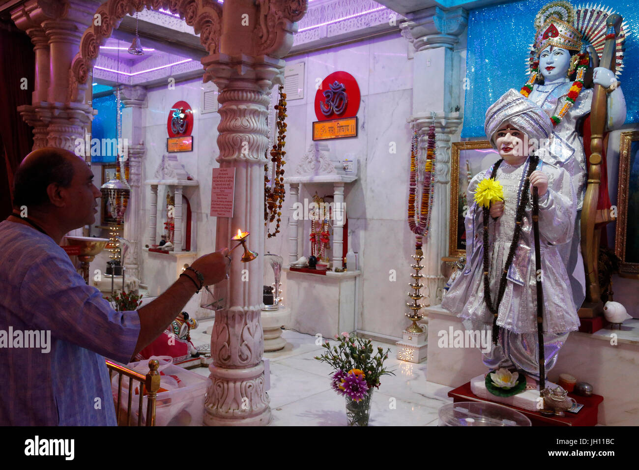 Jalaram Prathna tempio indù, a Leicester. Puja Diwali. Regno Unito. Foto Stock