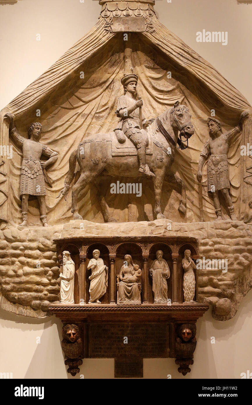 Il Victoria and Albert Museum. Monumento del Marchese Spinetta Malaspina.  L'Italia, Verona. Stucco e gesso (restauro); marmo, calcare e Foto stock -  Alamy