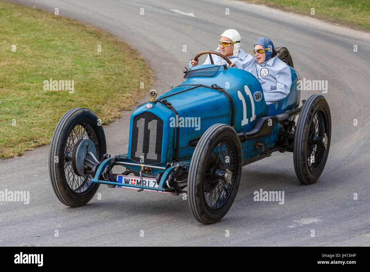 1920 scrutinio 3/8 LC, Brooklands racer, con driver Alexander Schauffer al 2017 Goodwood Festival of Speed, Sussex, Regno Unito. Foto Stock