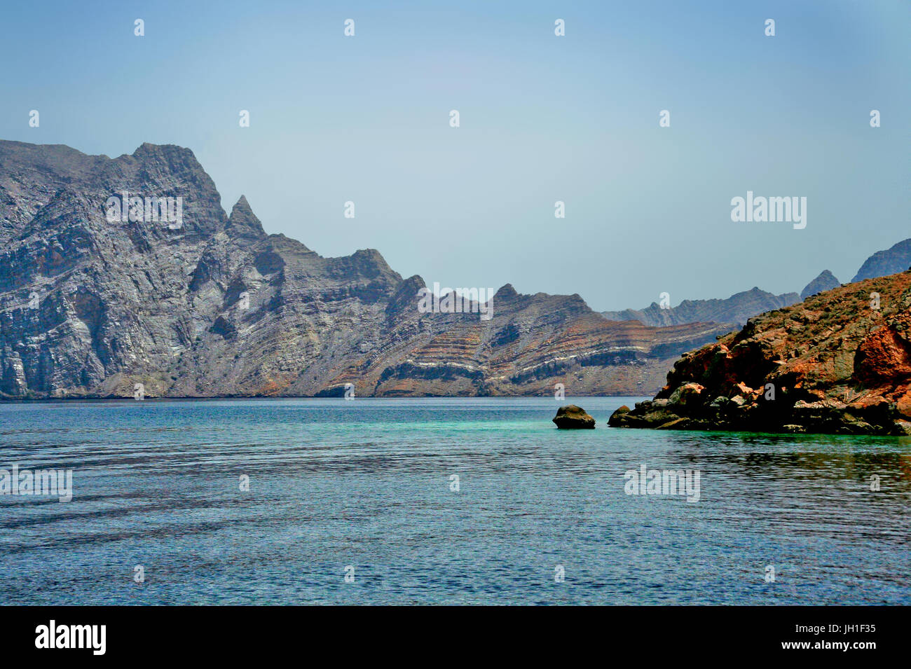Gita in barca sul Khor ash Sham, penisola di Musandam, Oman Foto Stock