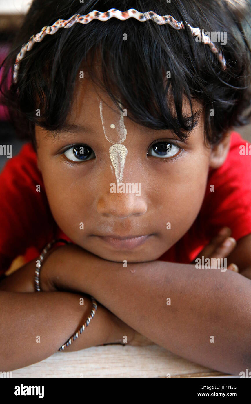 Sandipani Muni scuola per ragazze bisognose gestito da Food for Life Vrindavan. India. Foto Stock