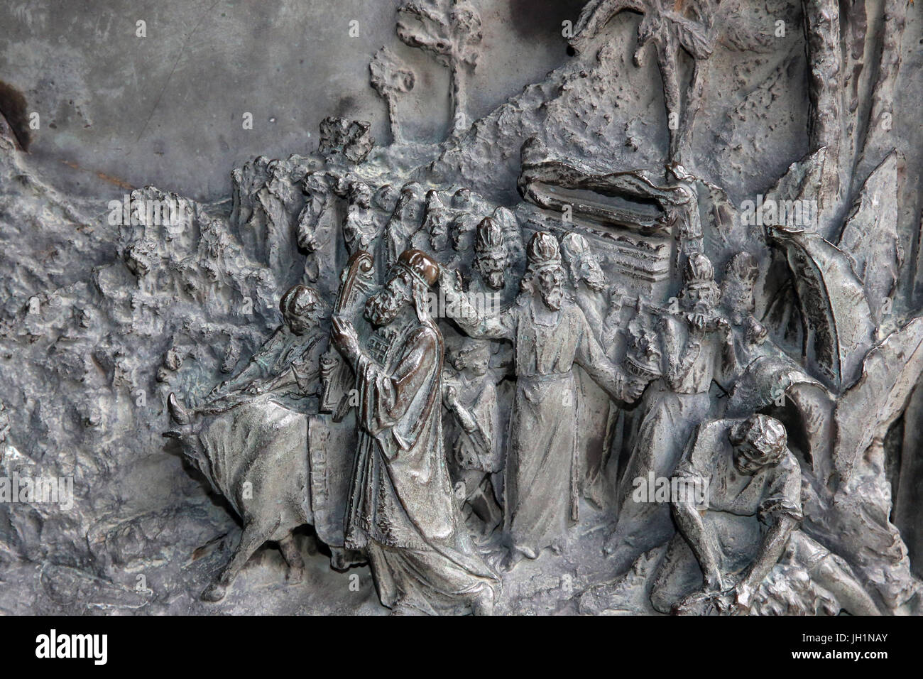 Sacro Monte di Varallo. Mosè e l Arca dell Alleanza contenente le due tavolette di pietra dei Dieci Comandamenti. L'Italia. Foto Stock
