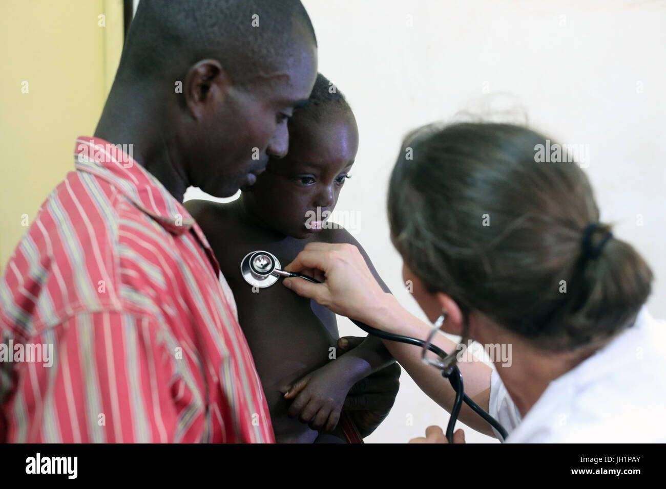 L'Africa. Sotoboua ospedale. Unità pediatrica. Consultazione medica. Il Togo. Foto Stock