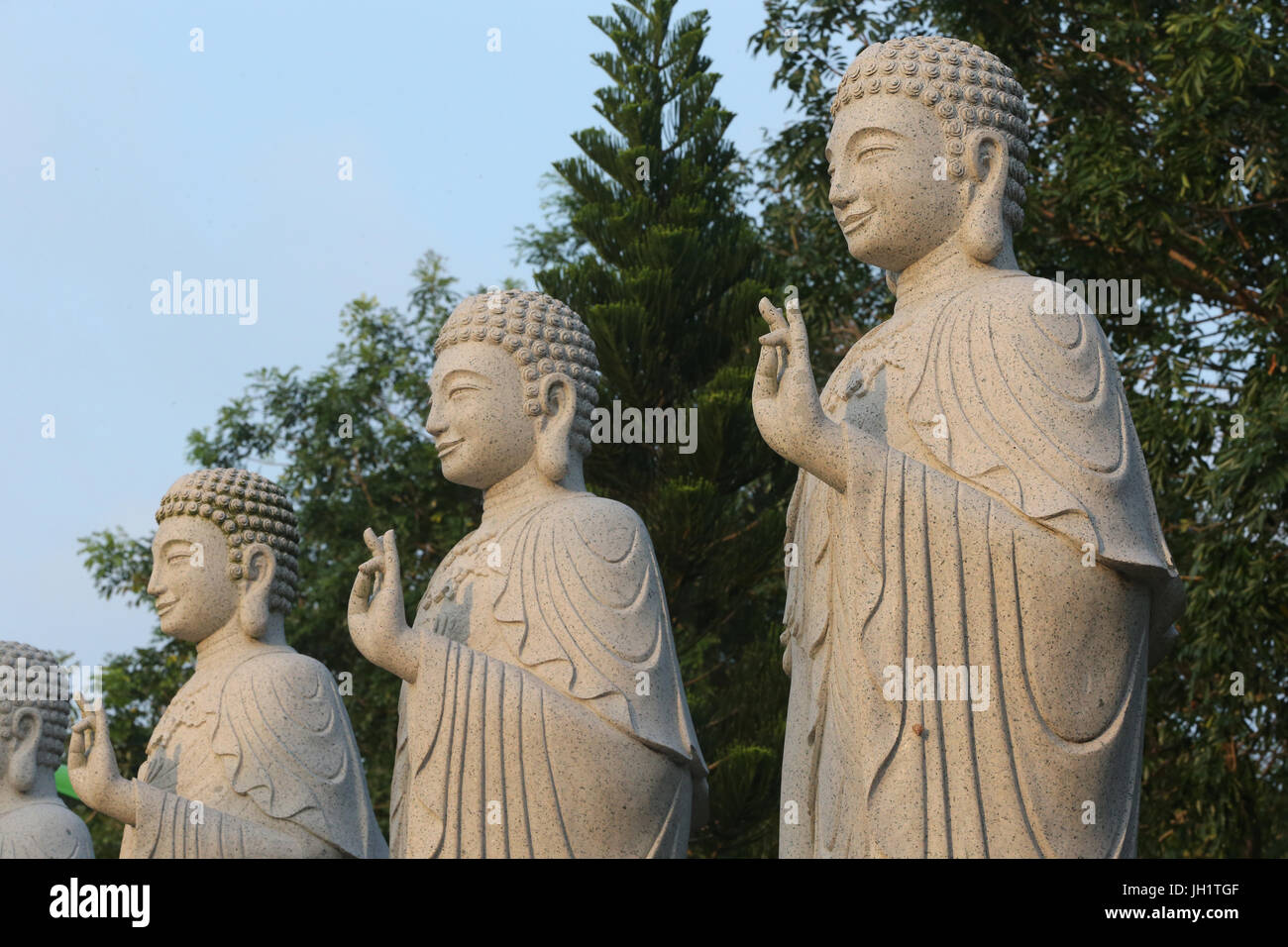 Iam Tong Lam Tu tempio buddista. Buddha Amitabha statue. Ba Ria. Il Vietnam. Foto Stock