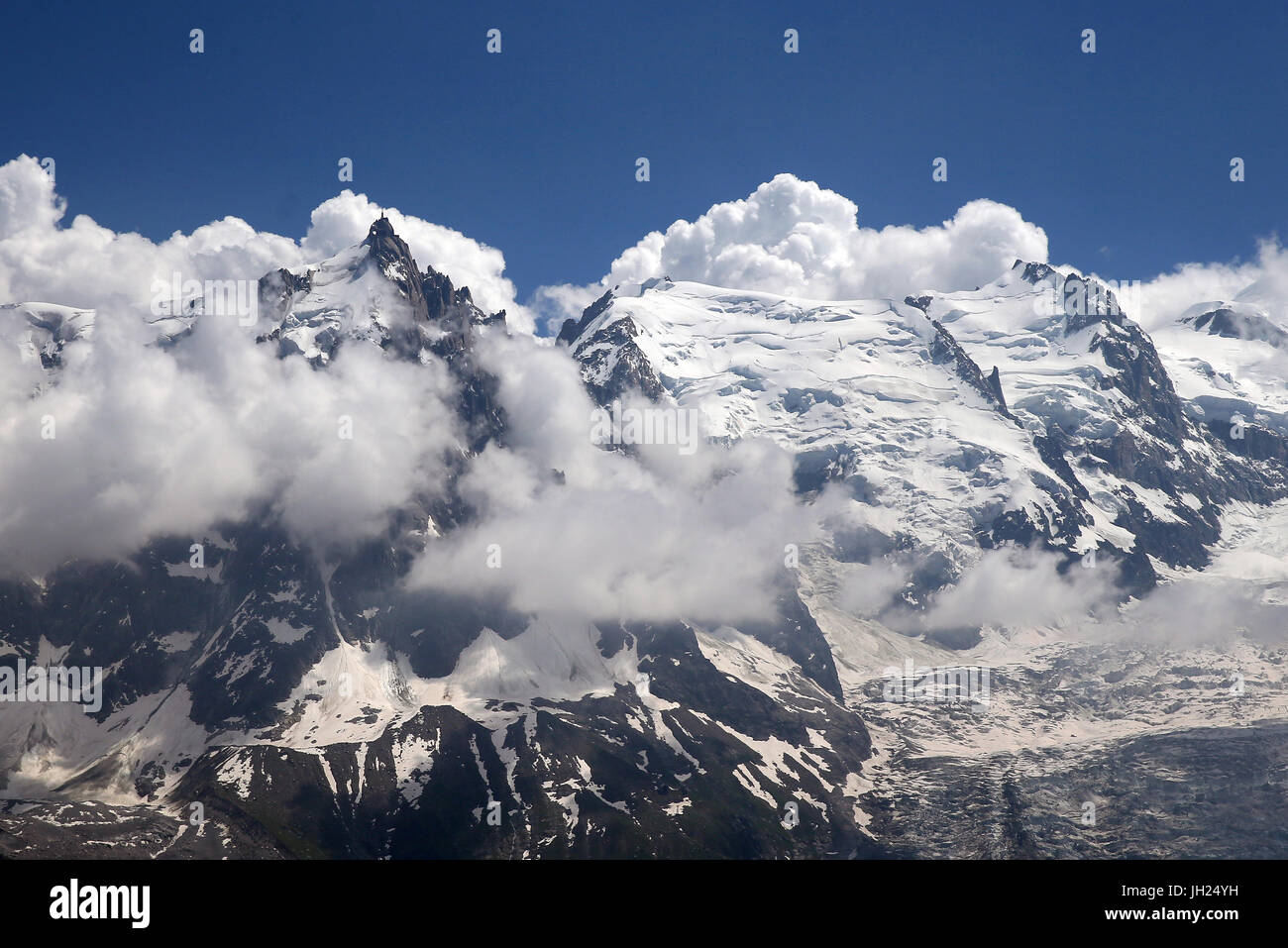 Sulle Alpi francesi. Massiccio del Monte Bianco. La Francia. Foto Stock
