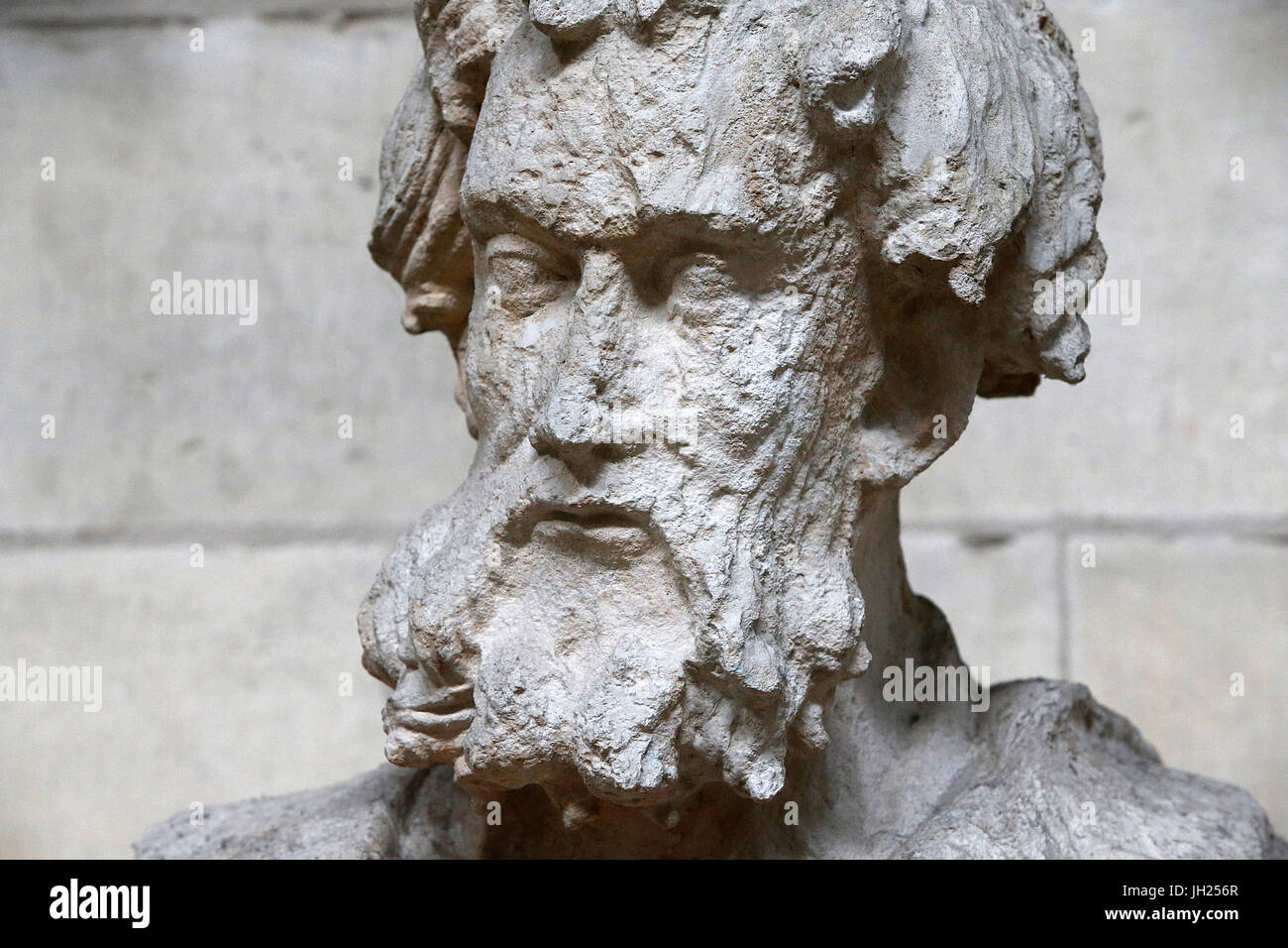 Statua nella cattedrale di Notre Dame, Rouen : San Mattia. La Francia. Foto Stock