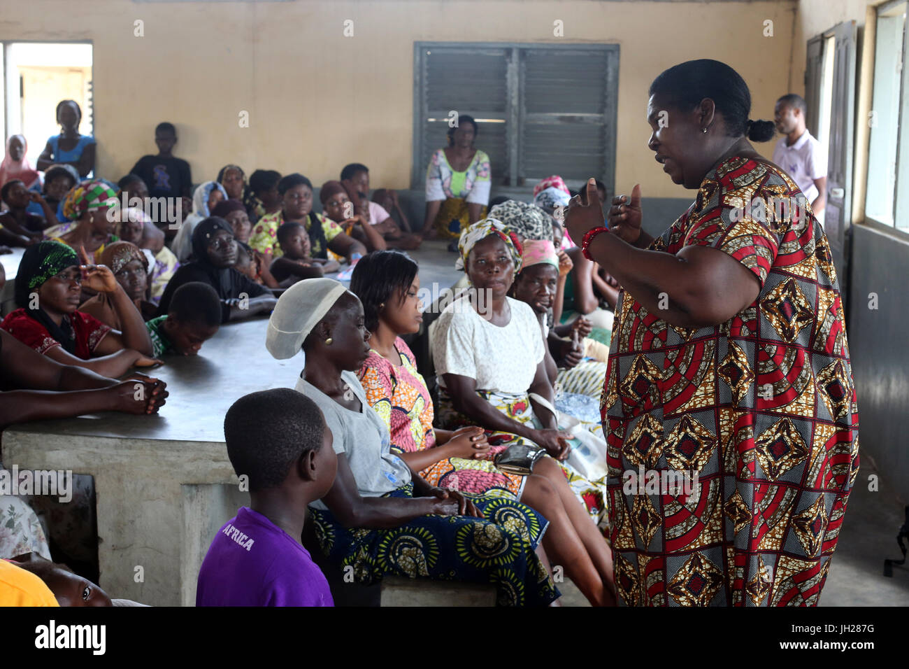 Ong francese La Chaine de l'Espoir. La scuola primaria in Africa. Lomé. Il Togo. Foto Stock
