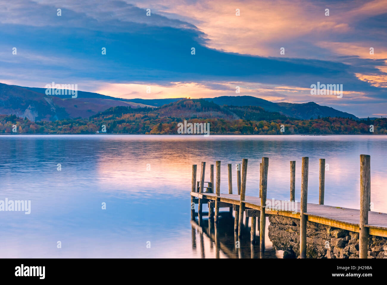 Ashness Jetty, Derwentwater, Keswick, Parco Nazionale del Distretto dei Laghi, Cumbria, England, Regno Unito, Europa Foto Stock