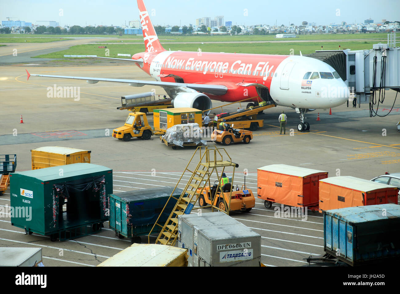 Dall'Aeroporto Internazionale di Tan Son Nhat. Ho Chi Minh City. Il Vietnam. Foto Stock