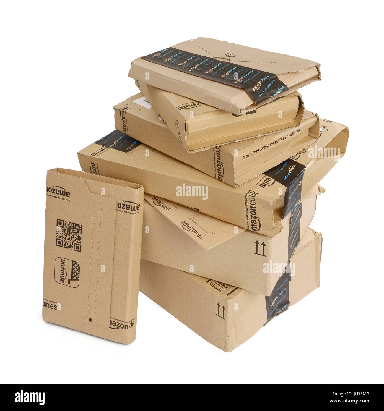 Una pila di scatole di Amazon Foto Stock