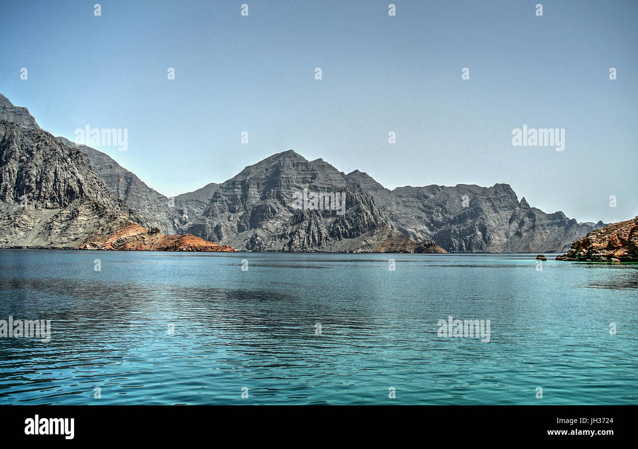 Gita in barca sul Khor ash Sham, Musandam, Oman Foto Stock