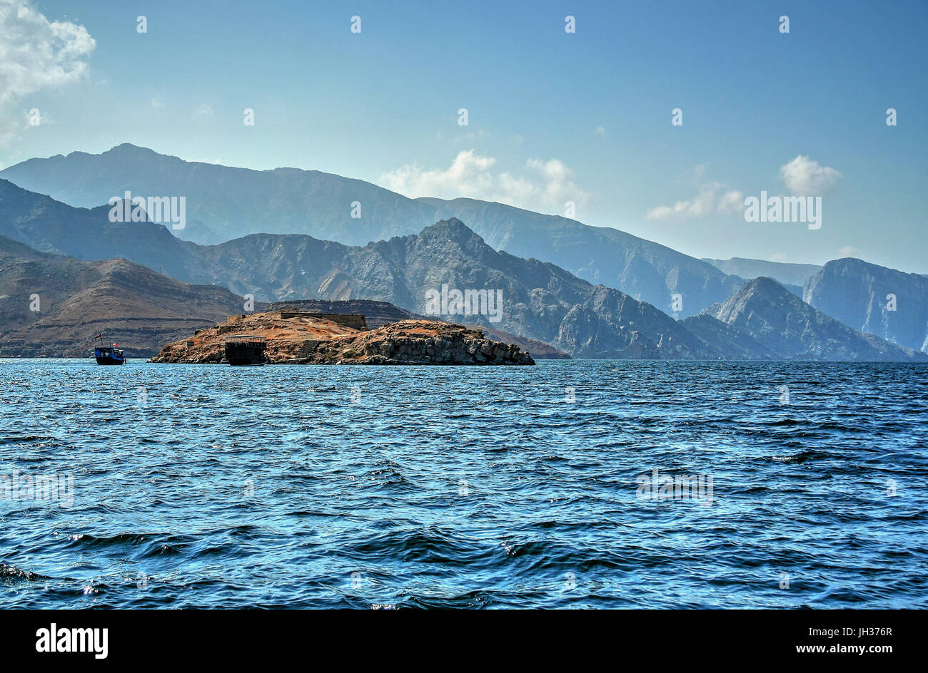 Gita in barca sul Khor ash Sham, Musandam, Oman Foto Stock