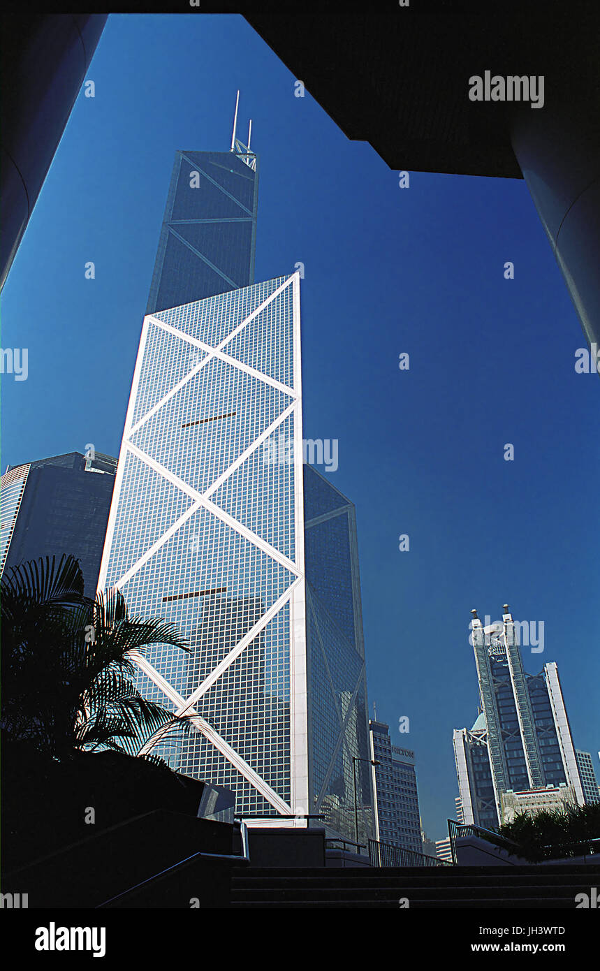 La Bank of China Tower, 1 Garden Road, Central, Isola di Hong Kong, Hong Kong, Cina, da Lippo Edificio, angolo del Cotton Tree Drive e Queensway Foto Stock