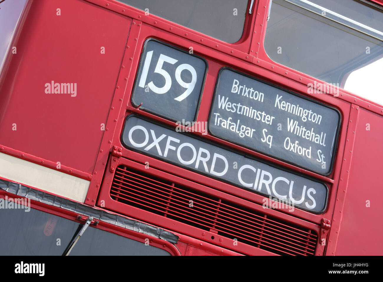 Iconico vecchio autobus rossi da Londra. Veicolo Vintage che una volta faceva parte della London sistema di trasporto. Foto Stock