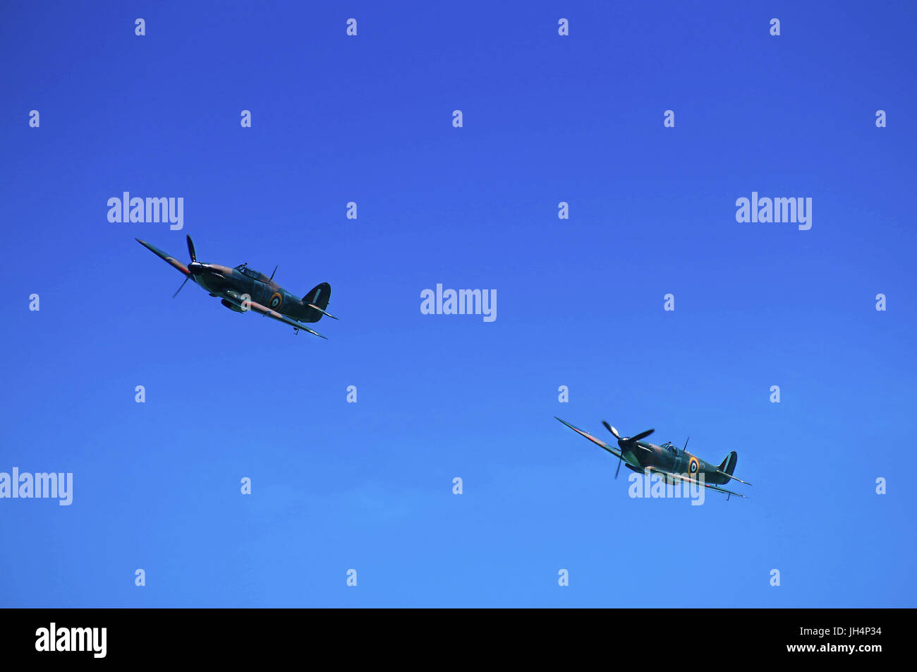 RAF Hurricane e Spitfire Soar Walmer 2017 Foto Stock