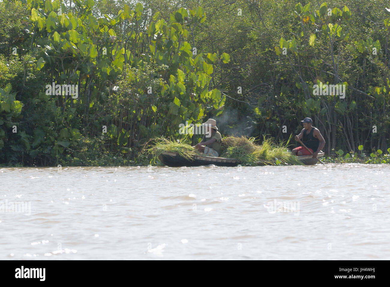 Persone, sul fiume Parnaíba Delta, città, Parnaíba, Piauí, Brasile Foto Stock