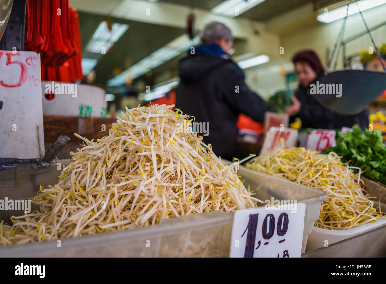 I germogli su un mercato a Chinatown Foto Stock