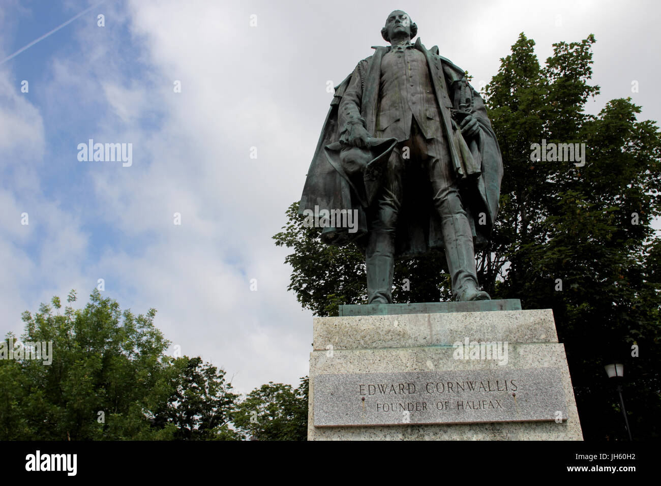 La Edward Cornwallis statua in Halifax, N.S., luglio 12, 2017. La stampa canadese immagini/Lee Brown Foto Stock
