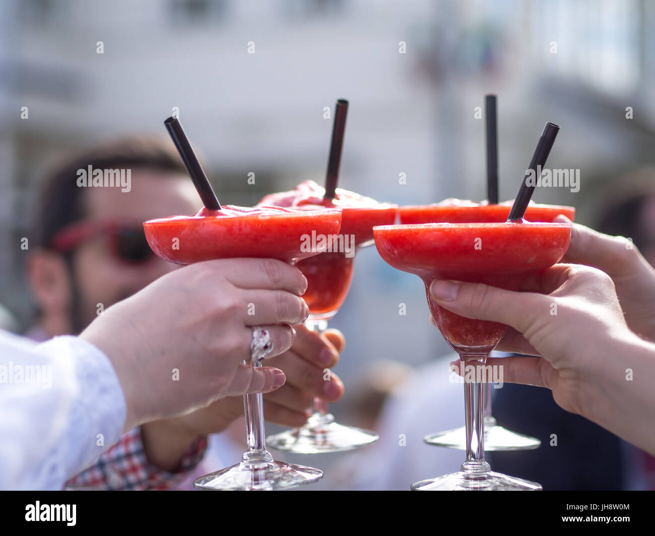 Celebrando la costituzione norvegese giorno daiquiri alla fragola Foto Stock