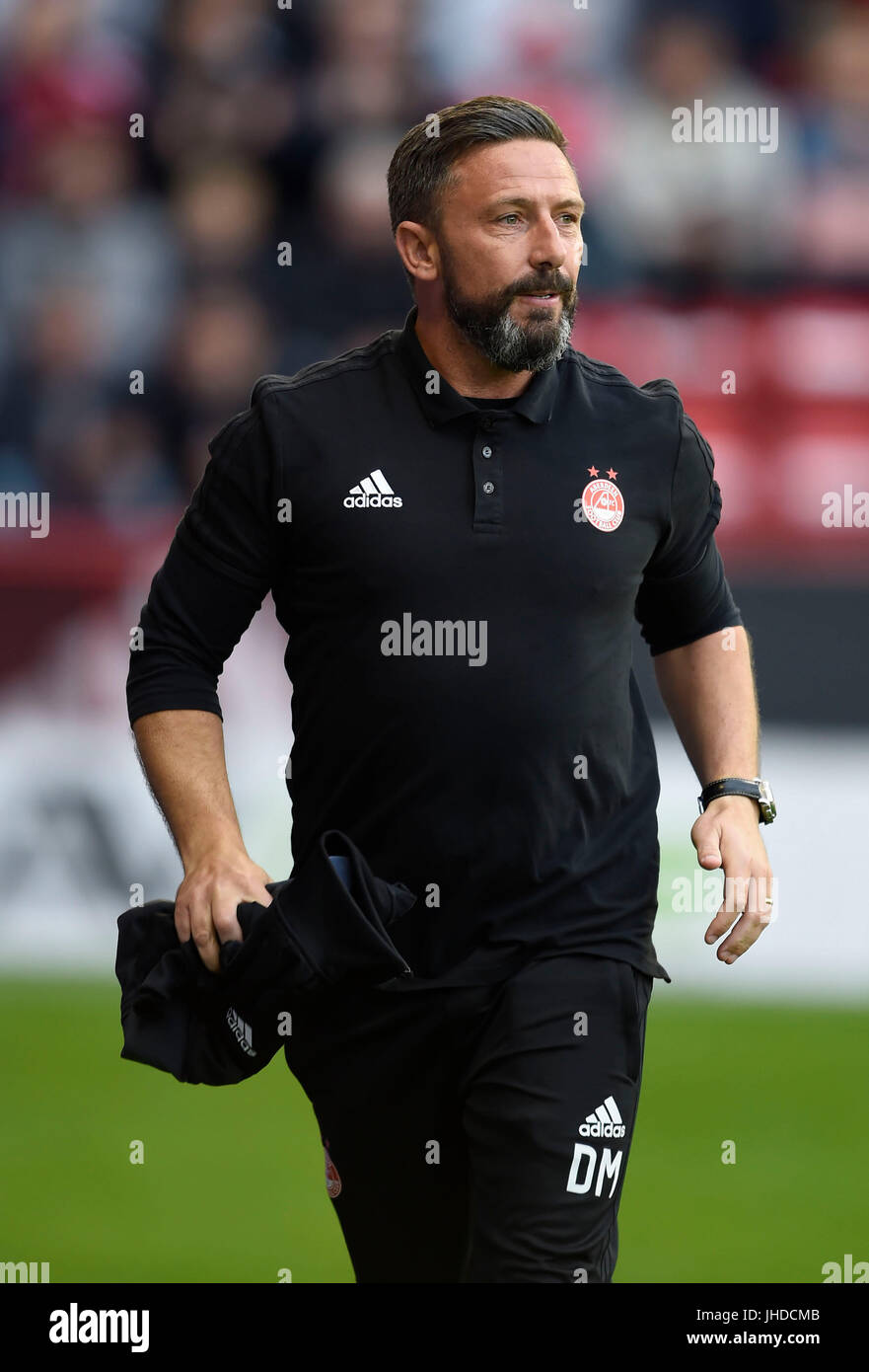 Il manager di Aberdeen Derek McInnes corre lungo la linea di contatto prima della seconda gara di qualificazione della UEFA Europa League, prima partita al Pittodrie Stadium di Aberdeen. PREMERE ASSOCIAZIONE foto. Data foto: Giovedì 13 luglio 2017. Guarda la storia della Pennsylvania Soccer Aberdeen. Il credito fotografico deve essere: Ian Rutherford/PA Wire Foto Stock