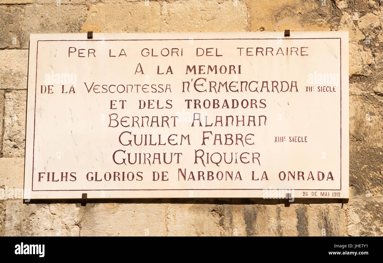 Lapide a Ermengarda di Narbona all'interno del cortile del palazzo arcivescovile, Narbonne, Occitanie, Francia Foto Stock