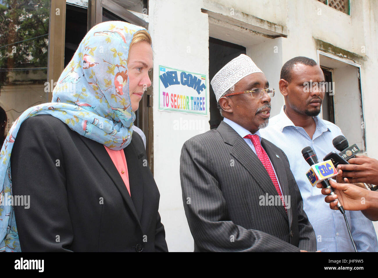 2015 25 Ambasciatore britannico visite Baidoa-2-2 (22442498546) Foto Stock