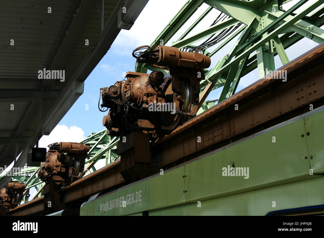 Motore 2015.09.26.105435 Schwebebahn Wuppertal-Barmen Foto Stock