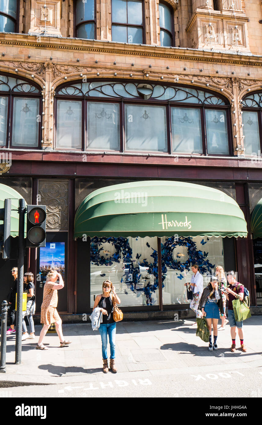 I grandi magazzini Harrods a Londra, Inghilterra Foto Stock