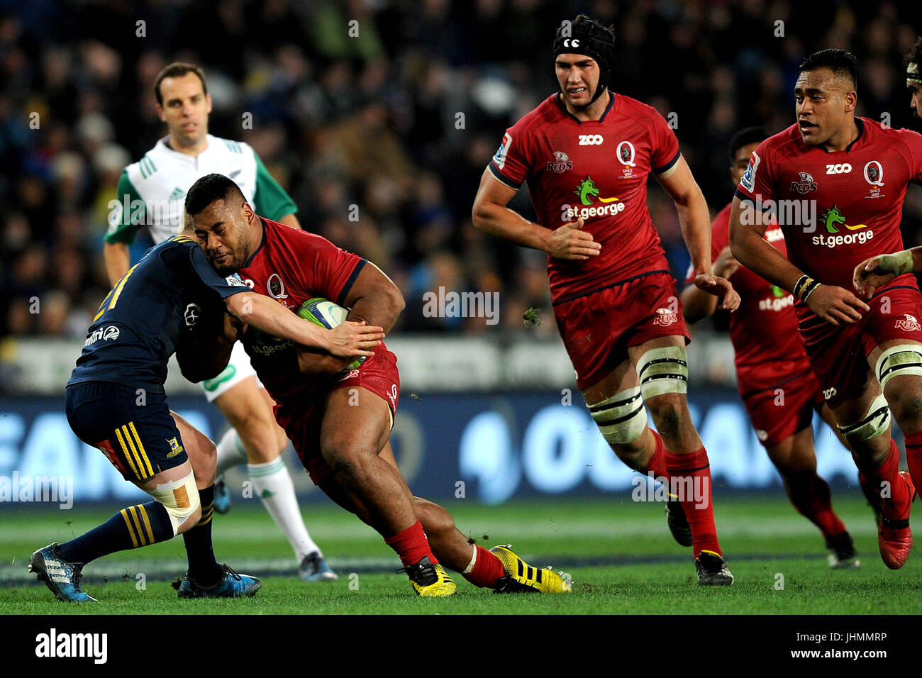 Il 14 luglio 2017, Forsyth Barr Stadium, Dunedin, Nuova Zelanda; Taniela Tupou dei Rossi in azione durante il Super partita di rugby tra i montanari e i rossi, tenutasi al Forsyth Barr Stadium, Dunedin Foto Stock