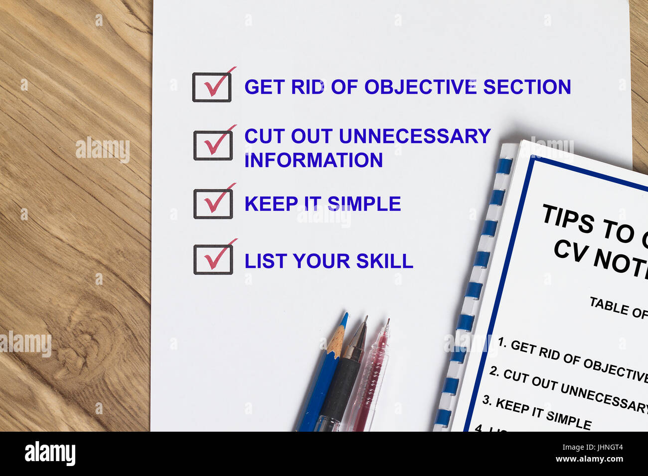 Suggerimenti su come migliorare il tuo CV concetto con lecture notes. Foto Stock