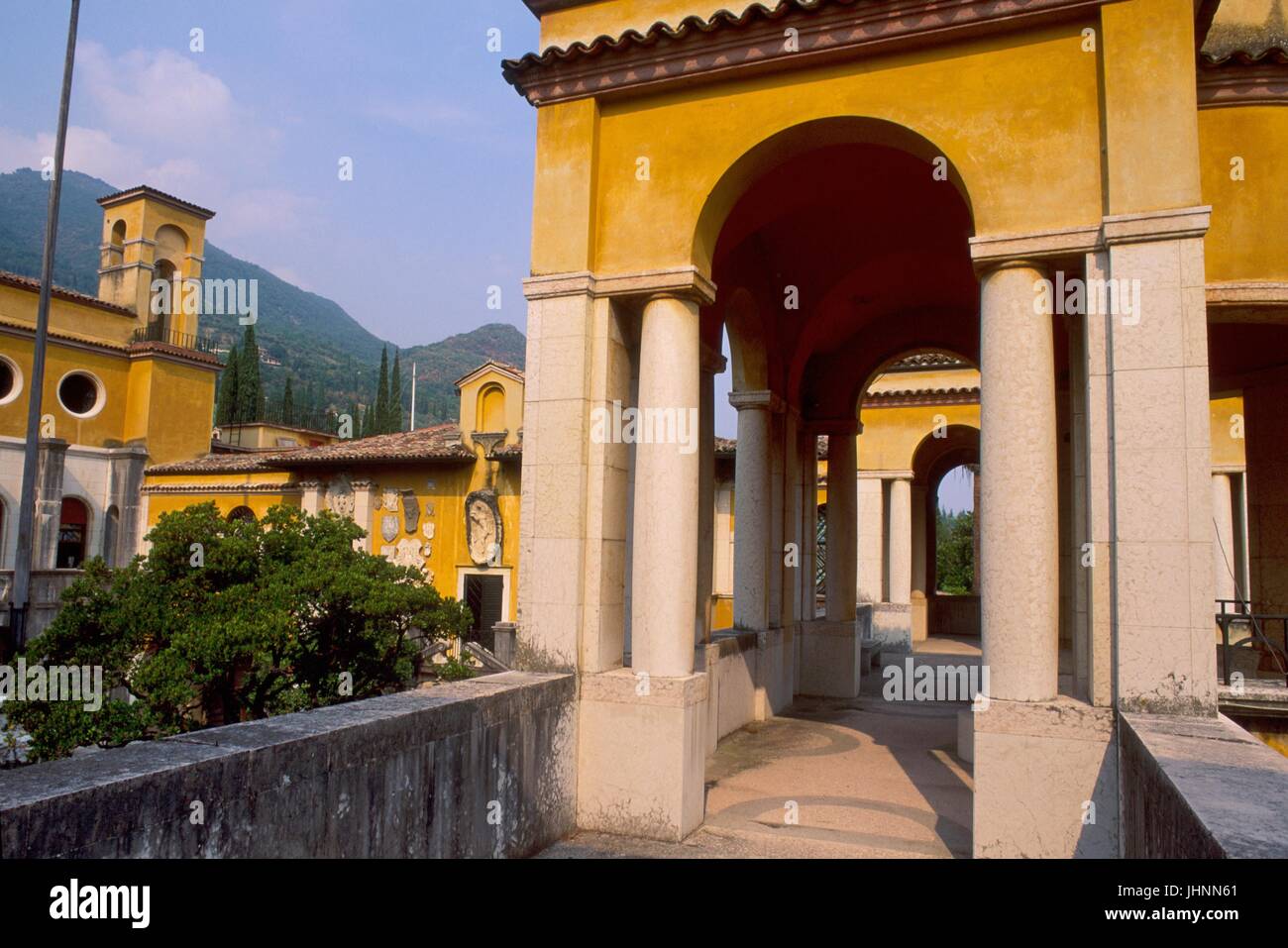 Gardone Riviera , il Lago di Garda (Italia) il Vittoriale, ultimo home e il museo memoriale del poeta Gabriele D'Annunzio Foto Stock