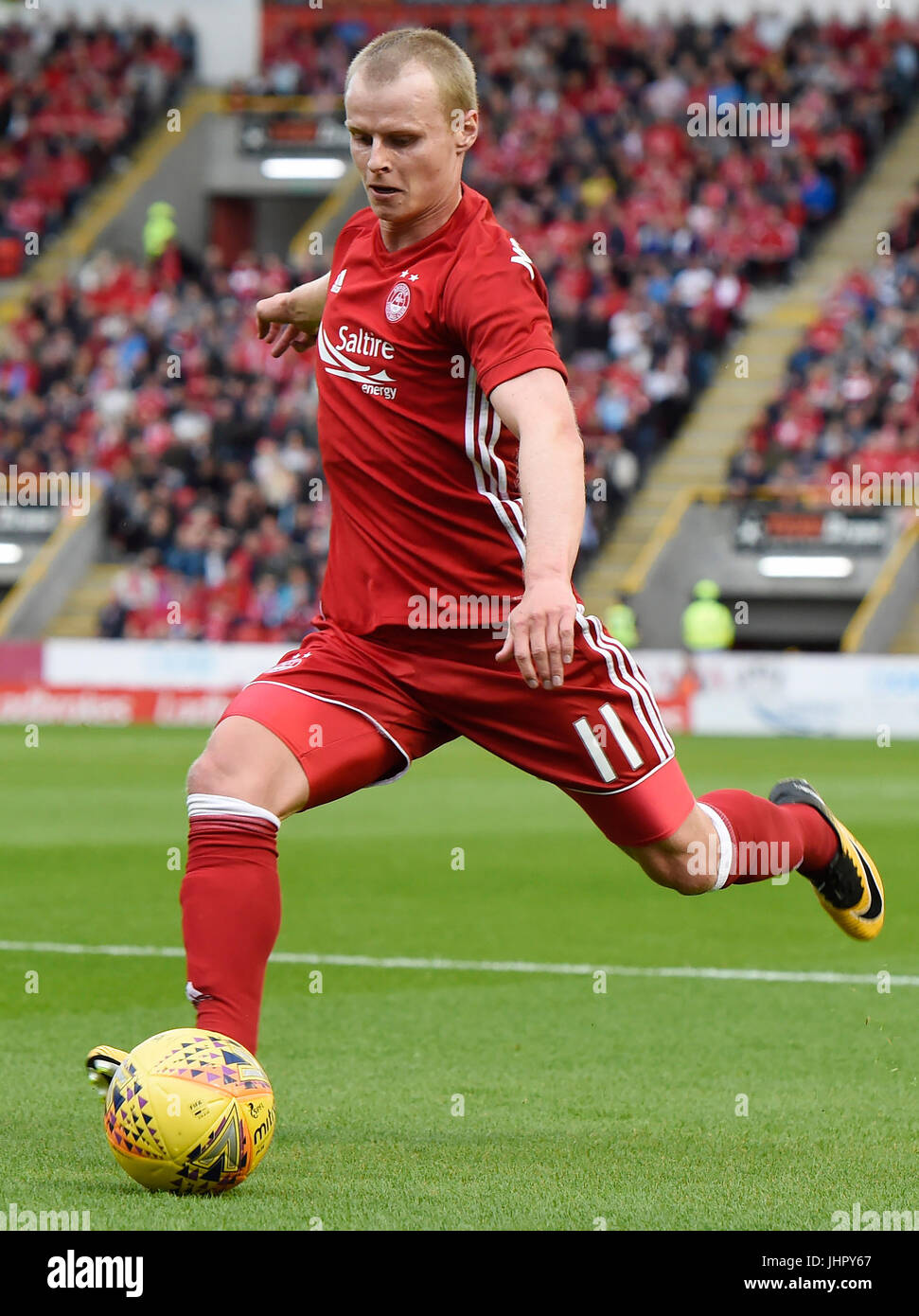 Aberdeen Gary Mackay-Steven in azione durante la UEFA Europa League secondo turno di qualificazione, la prima gamba corrispondono al Pittodrie Stadium, Aberdeen. Stampa foto di associazione. Picture Data: giovedì 13 luglio, 2017 Foto Stock