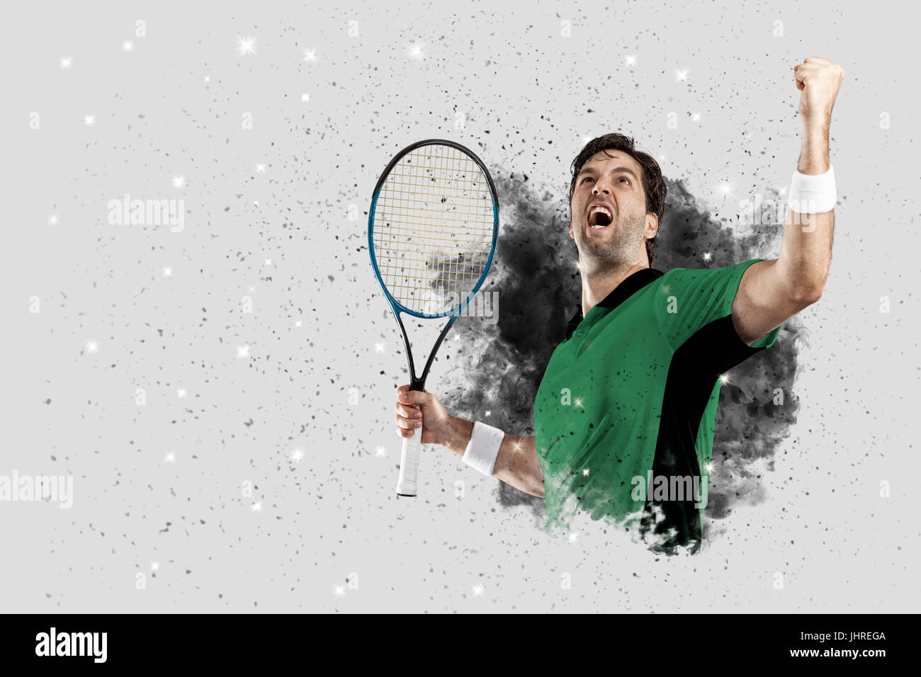Giocatore di tennis con una divisa verde fuoriuscita di un getto di fumo . Foto Stock
