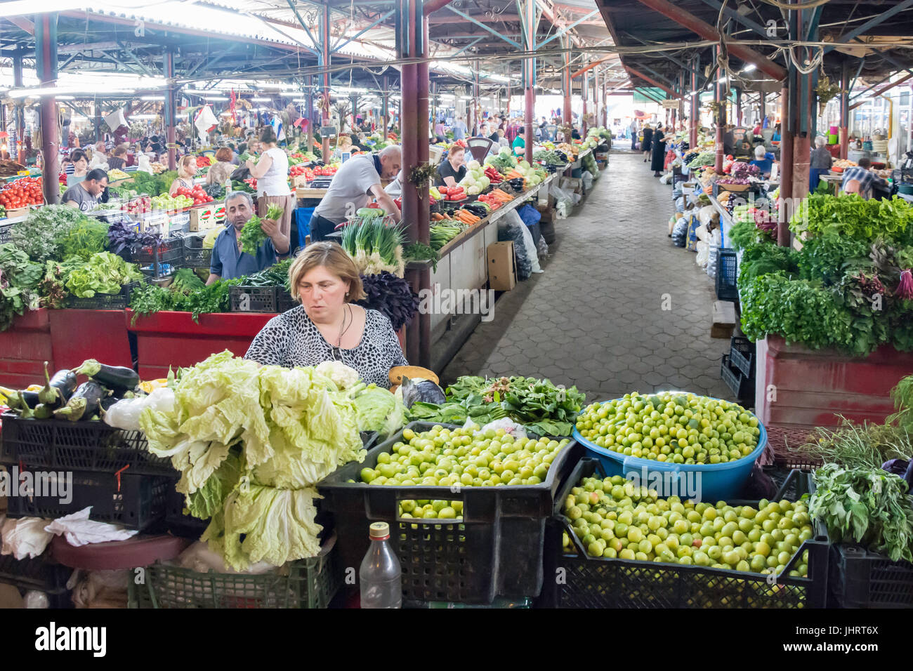 Si spegne in indoor Green Market, Kutaisi, Imereti provincia (Mkhare), Georgia Foto Stock