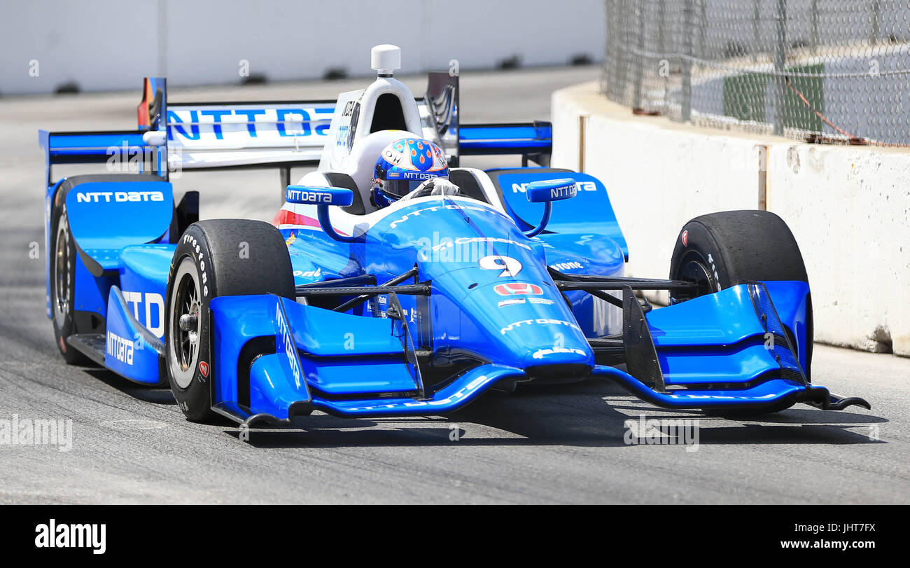 Toronto, Canada. Il 15 luglio 2017. Chip Ganassi Racing Team driver" Scott Dixon di Nuova Zelanda gare durante il 2017 Honda Indy Toronto di Verizon IndyCar Series alla fiera luogo a Toronto, Canada, 15 luglio, 2017. Credito: Zou Zheng/Xinhua/Alamy Live News Foto Stock