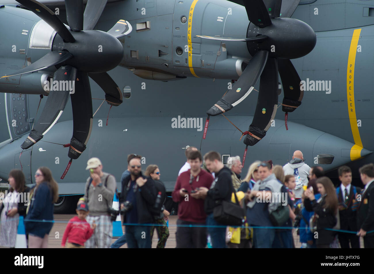 Il 2017 Royal International Air Tattoo, RIAT17, RAF Fairford, Gloucestershire, Inghilterra - uno dei più grandi del mondo airshows. Credito: Malcolm Park Foto Stock