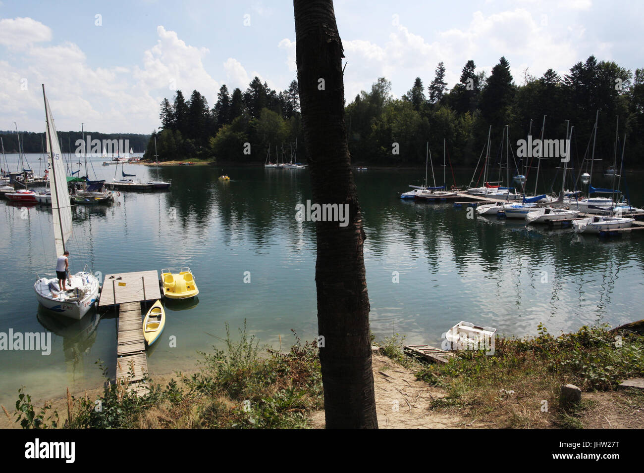 Polanczyk presso il lago di Solina in Bieszczady, Polonia Foto Stock