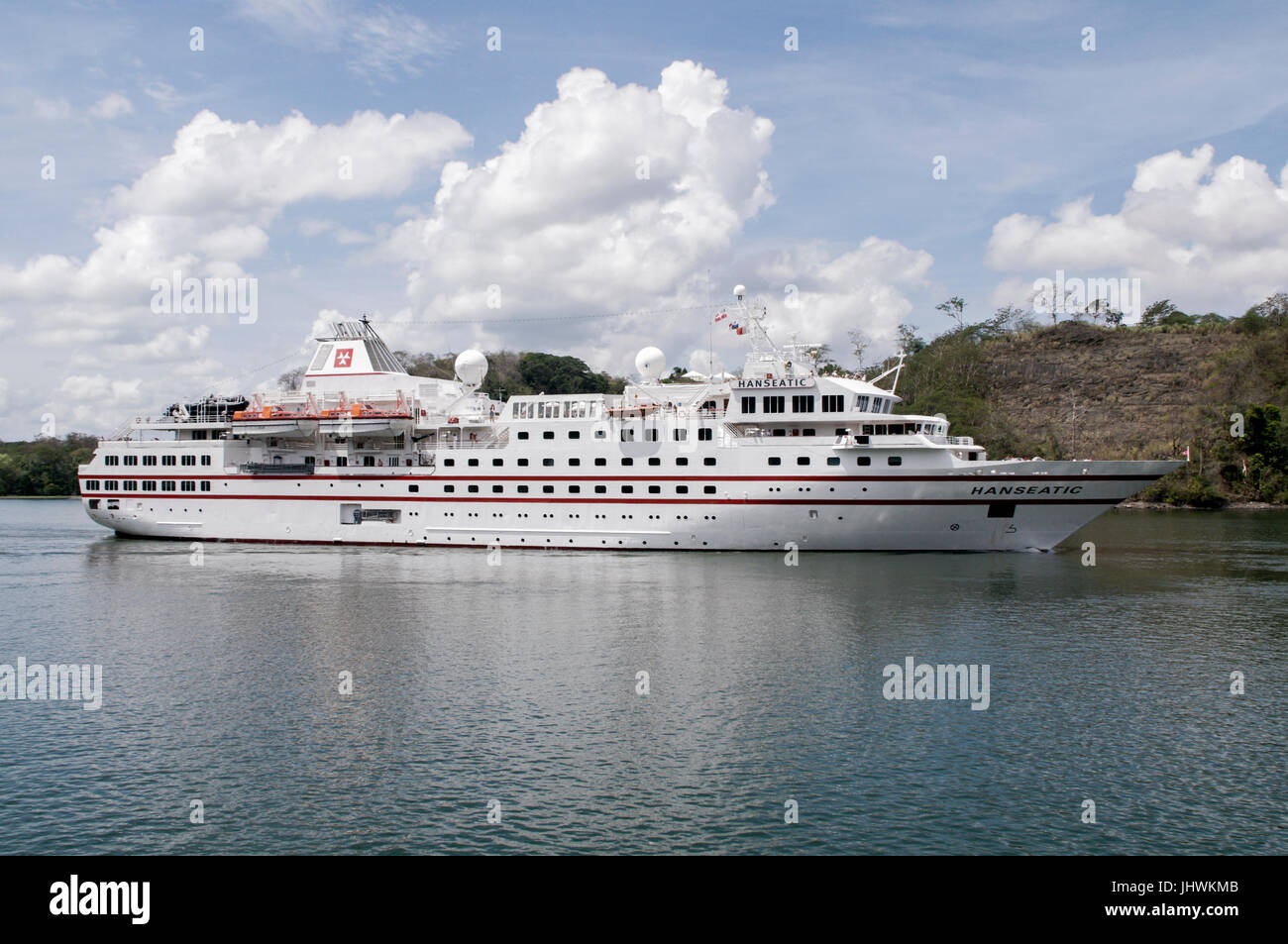 La MS Hanseatic nave da crociera nel Canale di Panama Foto Stock