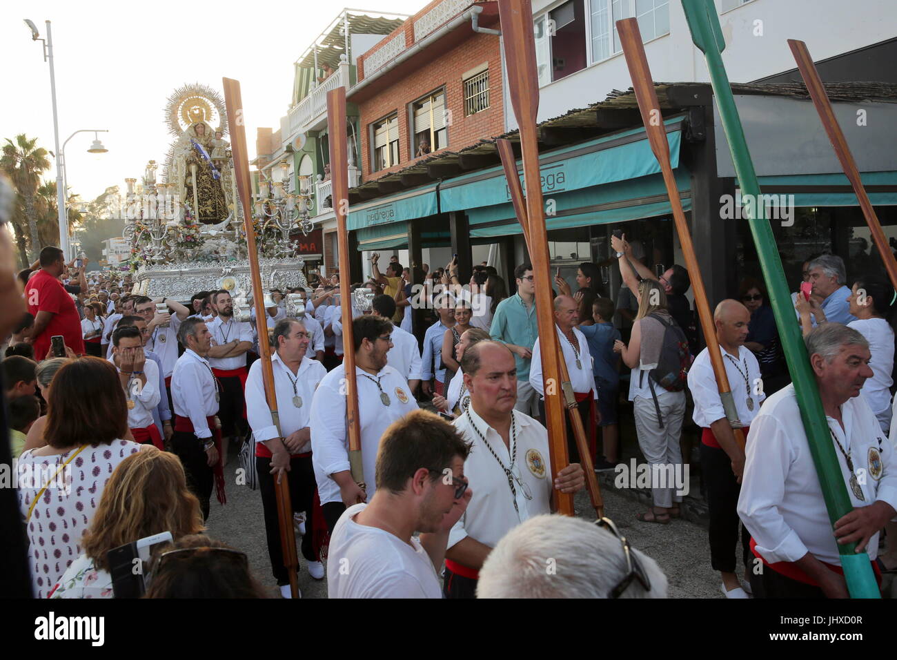 Virgen del carmen 2017 immagini e fotografie stock ad alta risoluzione ...