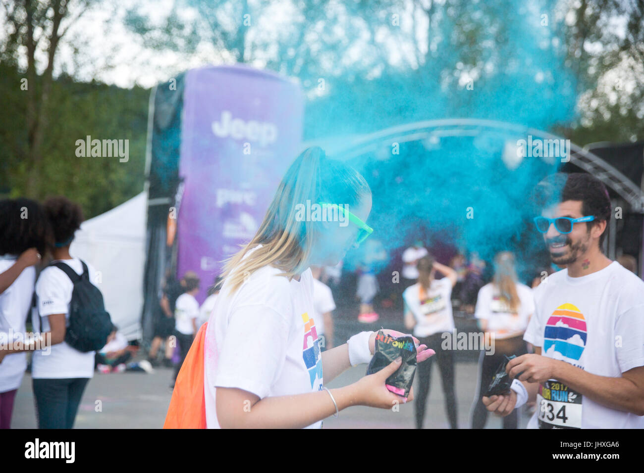 Scene dal Colour Run in Lussemburgo nel 2017 Foto Stock Scene dal Colour Run in Lussemburgo nel 2017 Foto Stock