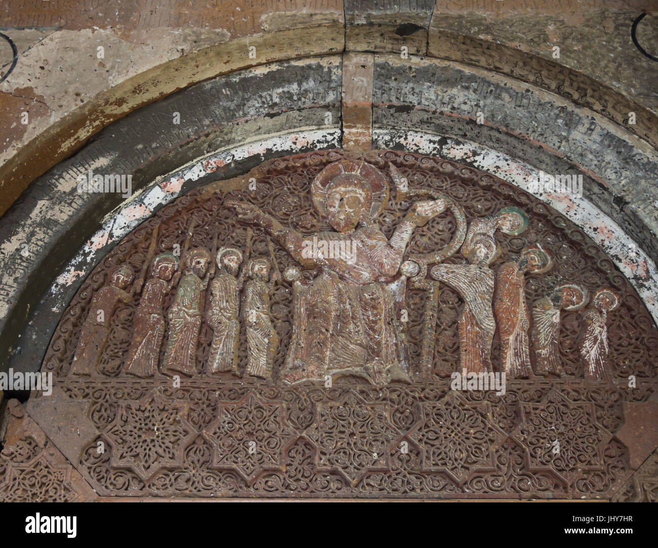 Il Hovhannavank medievale monastero San Giovanni Battista cattedrale, Ohanavan Armenia, timpano con sapiente e delle vergini stolte, elaborare stone carving Foto Stock