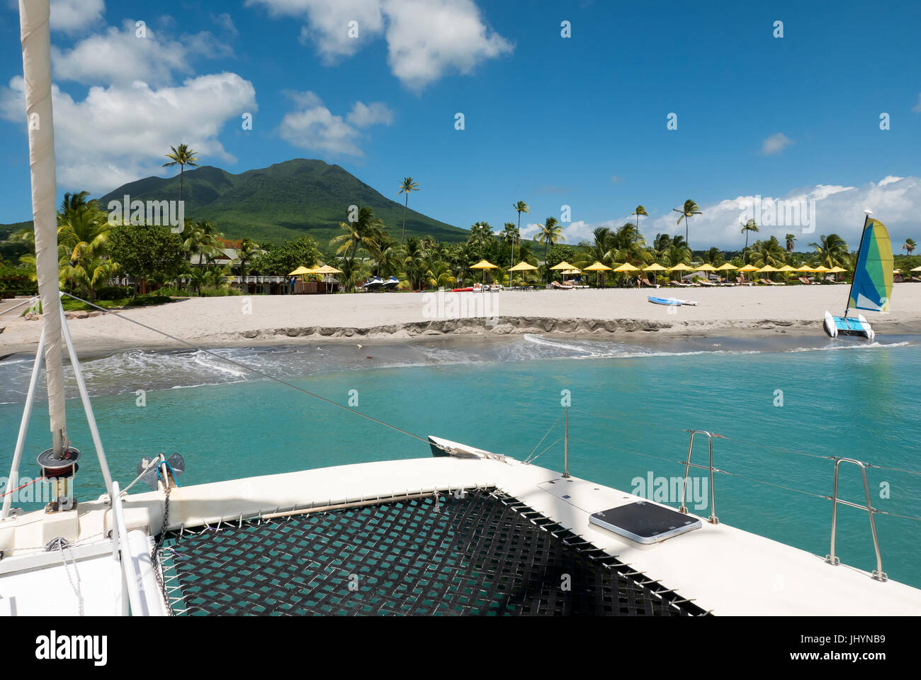 L'isola di Nevis a Pinneys spiaggia dei Caraibi Foto Stock