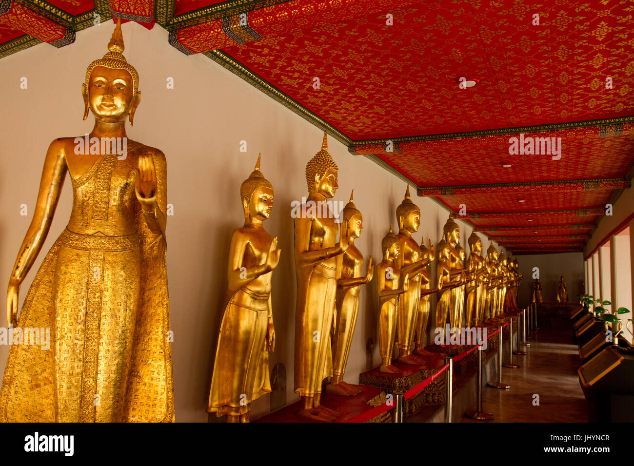 Buddha in Wat Pho (Wat Po), Bangkok, Thailandia, Sud-est asiatico, in Asia Foto Stock